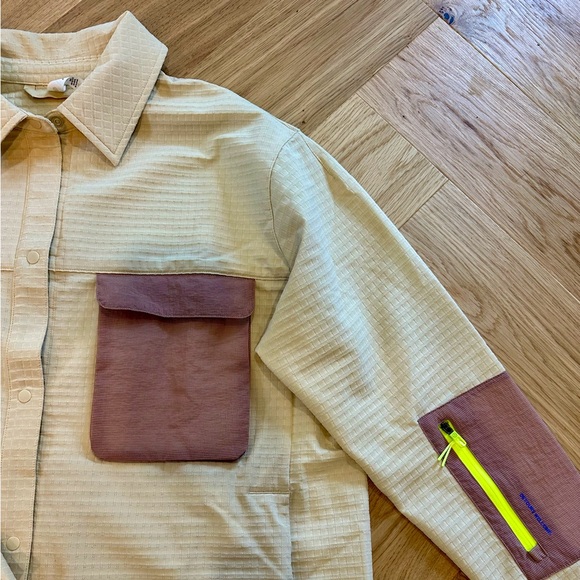 Lululemon Grid Fleece Hiking Overshirt - Picture 2 of 4